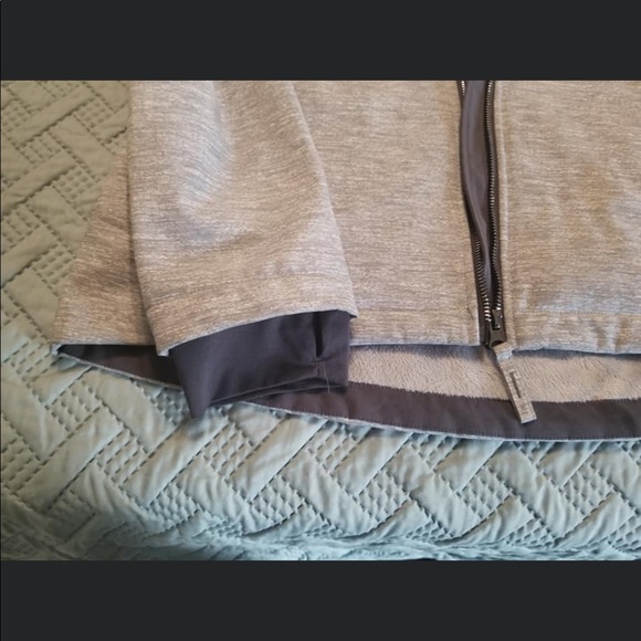 Silver and gray rain jacket - Picture 2 of 4